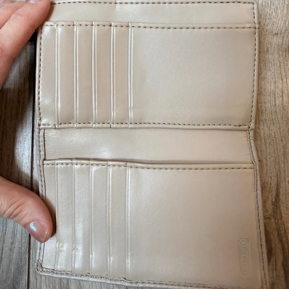 Authentic Coach beige wallet